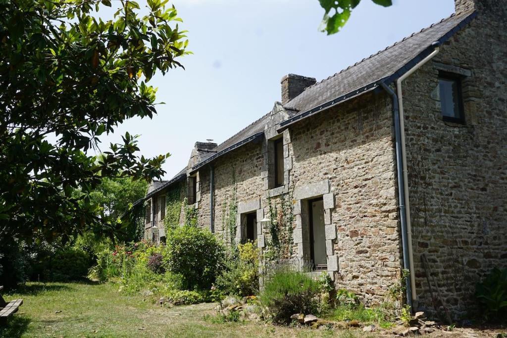 Gite A La Campagne, 30 Min Des Plages Du Morbihan Pluvigner Luaran gambar